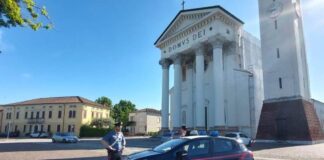 Finge furto dell’auto per non pagare i danni Finge Auto rubata si ribalta in centro a Piove di Sacco, ma la denuncia è falsa.