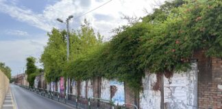 Iniziata la rimozione dei (vecchi) tabelloni pubblicitari pubblicitari prima fase