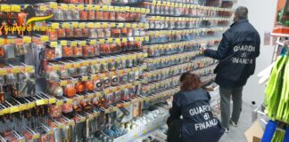 Quartiere Piave, la GdF sequestra oltre 10mila prodotti pericolosi Controlli della GdF in Quartiere Piave