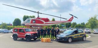 La GDF devolve ai Vigili del Fuoco 800 litri di carburante sequestrato La Guardia di Finanza dona ai Vigili del Fuoco il carburante sequestrato