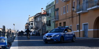 Allo stadio con un coltello da 18 cm: Daspo a un tifoso chioggiotto Polizia di Stato a Chioggia