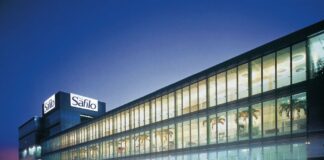 Safilo lascia Longarone, Zaia “Erano a rischio oltre 460 posti di lavoro”