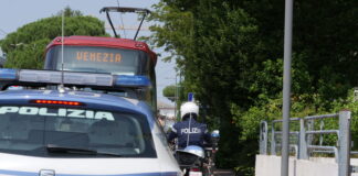 Continua l’operazione interforze “Alto Impatto”: i dettagli Operazione Alto Impatto, la Polizia di Stato in azione nella terraferma veneziana - foto di repertorio