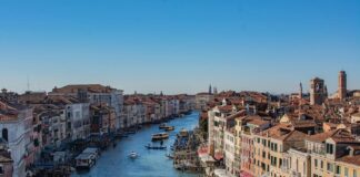 Venezia non è nella black list Unesco, la soddisfazione di Brugnaro e Zaia Venezia, una veduta - foto di repertorio