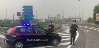 Martellago, aveva in auto droga e munizioni: arrestato dai Carabinieri I Carabinieri in azione a Martellago