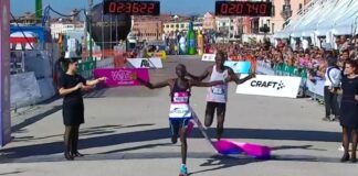Bis di Mutai nella 37a Wizz Air Venicemarathon Mutai, vincitore della Venicemarathon