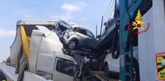 Schianto fra mezzi pesanti in A4: un morto e due feriti Autostrada A4, il luogo dello schianto fra mezzi pesanti