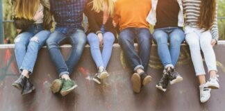 Adolescenti e dipendenze, 4 incontri a Chioggia per parlare di disagio Adolescenti - foto di repertorio