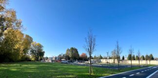 Nuova pista ciclabile della scuola Trentin, l’inaugurazione La nuova pista ciclabile della scuola Trentin tra via Fradeletto e via Santa Maria dei Battuti