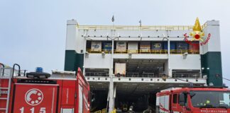 Incendio a Resana: tetto in fiamme, famiglia evacuata I Vigili del Fuoco al Porto