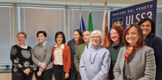 Ulss 3, sette donne per sette primariati Le sette nuove Direttrici con il Direttore Generale Contato e con la Direttrice delle Risorse Umane, Laura Esposito