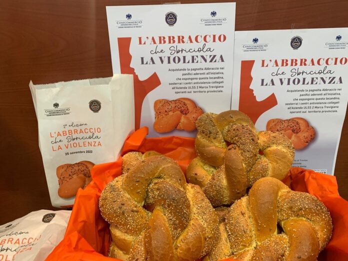 pagnottasacchettiabbraccio.