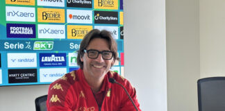 Venezia-Sudtirol, Vanoli: “Ci siamo allenati con la giusta rabbia” Mister Paolo Vanoli, allenatore del Venezia FC, in conferenza stampa - foto Notizieplus