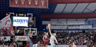Reyer-Brescia 86-71 Umana Reyer Venezia-Germani Brescia, palla a due - foto Notizieplus