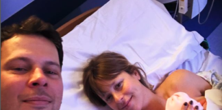 E’ nata Matilde, figlia di Federica Pellegrini e Matteo Giunta Federica Pellegrini e Matteo Giunta con la piccola Matilde - foto dalle pagine Instagram ufficiali di Federica Pellegrini e Matteo Giunta