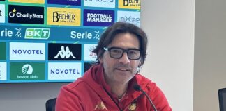 Bayer Leverkusen-Venezia FC 4-1, Vanoli: “Dobbiamo migliorare sulle palle inattive” Mister Paolo Vanoli, allenatore del Venezia FC, in una conferenza stampa - foto Notizieplus