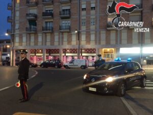 I Carabinieri in azione a Mestre - via Piave