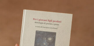 Ecuba e i figli perduti, il poeta Luciano Cecchinel protagonista al Teatro Del Monaco