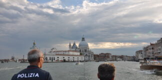 Due brutte avventure a lieto fine, grazie all’intervento delle Volanti lagunari Volanti lagunari della Polizia di Stato - foto di repertorio