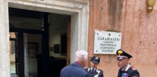 Truffe agli anziani: i consigli dei Carabinieri per difendersi Truffe agli anziani, i consigli dei Carabinieri per difendersi