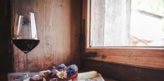 GIOIELLI E FORMAGGI GIOIELLI E FORMAGGI