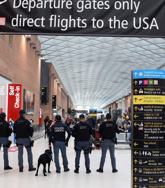 Polizia di Frontiera in azione all'Aeroporto Marco Polo