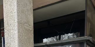 Rifiuti abbandonati in Via Roma, individuati i responsabili