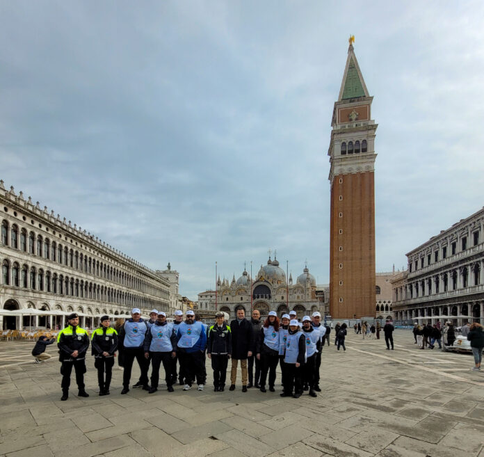 I Guardians in Piazza San Marco