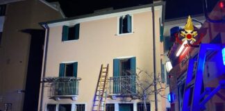Tragico incendio a Sottomarina, proclamato il lutto cittadino Chioggia, la casa andata in fiamme