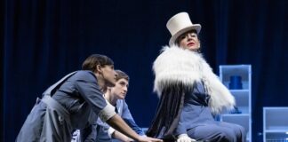 Eva Robin’s al Teatro di Mirano con “Le Serve” Eva Robin's in LE SERVE foto di Laila Pozzo