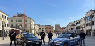 Aveva speronato una Volante della Polizia, stava per investire un Carabiniere: finisce in carcere Polizia di Stato e Carabinieri