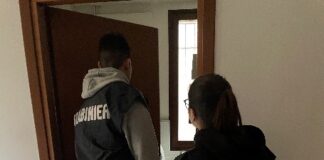 In casa oltre 1 kg di hashish e 30 grammi di cocaina: un arresto e due denunce I Carabinieri di Venezia nel corso dell'operazione di arresto