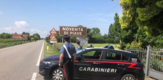 Aggressione e minaccia con machete e taser, denunciati 5 ventenni Noventa di Piave, 5 ventenni denunciati dai Carabinieri