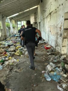 Edifici abbandonati, la Polizia di Stato nel corso di un'attività di lotta all'occupazione abusiva