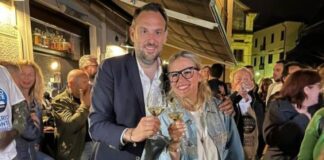 Matrimonio in vista: il sindaco Conte sposa la sua Elisa