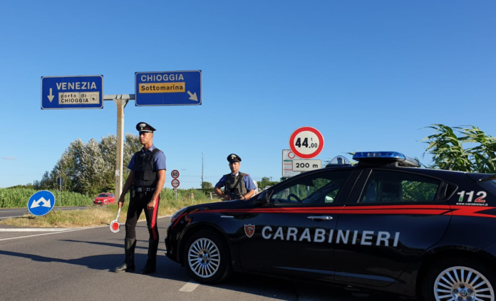 Carabinieri in azione a Chioggia Carabinieri in azione a Chioggia