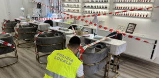 Dorsoduro, la Polizia Locale sequestra le attrezzature di un centro estetico Dorsoduro, la Polizia locale sequestra le attrezzature di un centro estetico