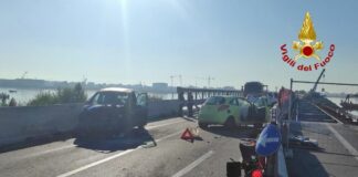 Chioggia, schianto fra tre auto: cinque feriti Chioggia, scontro fra tre auto: cinque feriti