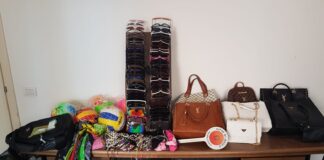 Jesolo, blitz della Polizia locale contro l’abusivismo Jesolo, blitz della Polizia locale contro l'abusivismo