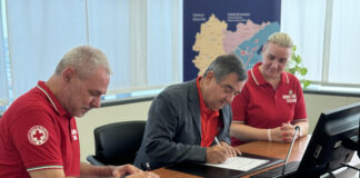 Le corse di Croce rossa diventano giornaliere: il nuovo accordo con Ulss 3 Accordo Croce Rossa-Ulss 3 - Da sinistra, Semenzato, Contato e Bailo