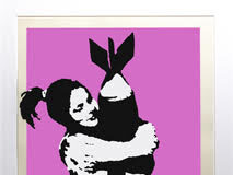 “Banksy&Friends: l’arte della ribellione” prorogata fino al 20 ottobre Bansky, Bomb Love