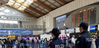 Ruba un giubbino e aggredisce vigilanza e poliziotti: rintracciata e arrestata all’Aeroporto Aeroporto Marco Polo, la Polizia di Frontiera in azione