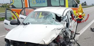 Portogruaro, scontro frontale auto-camion in tangenziale: un ferito Scontro frontale lungo la tangenziale a Portogruaro