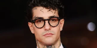 Tony Effe all’Odissea: Grande Attesa e Misure di Sicurezza per la Notte di Halloween