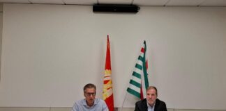 Speedline e Superjet, i Sindacati: “Si decida in fretta, a rischio 400 lavoratori” Vertenza Speedline e Superjet: in foto la conferenza stampa con Michele Valentini Segretario generale della Fiom Cgil Venezia e Matteo Masiero Segretario generale della Fim Cisl Venezia