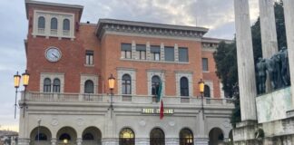 Riapre oggi l’Ufficio Postale di Piazza della Vittoria