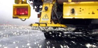 Possibili gelate notturne: dalle ore 20 di mercoledì 31 dicembre spargisale in azione Un mezzo spargisale in azione - foto di repertorio