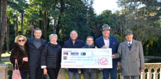 Donazione degli Alpini a favore delle persone con disabilità Donazione degli Alpini a favore delle persone con disabilità