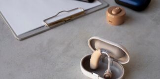 Come scegliere l’apparecchio acustico? La guida definitiva apparecchio acustico_come scegliere_beon solutions_centro udito treviso