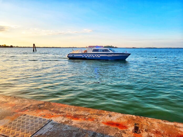 Polizia di Stato di Venezia, la Volante lagunare Polizia di Stato di Venezia, la Volante lagunare